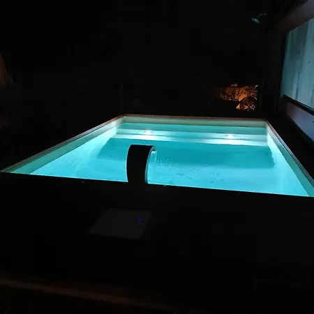 Casa Safranum Con Mini Piscina Privata E Giardino Vista Langhe *